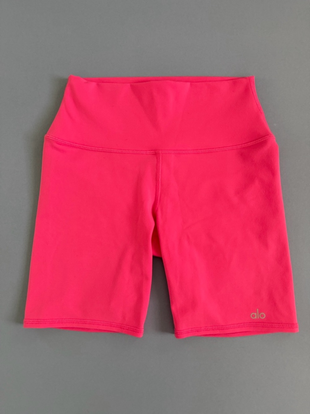 Alo Yoga‎ Airbrush 6.5” High-Waist Bright Pink Biker Shorts